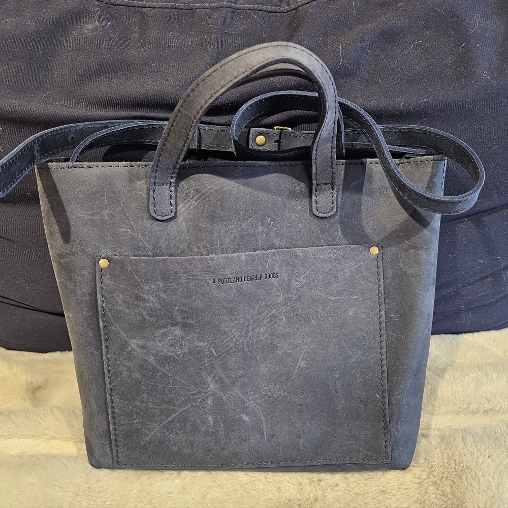 Portland Leather Goods Super Cute Medium Cross Body Zipper Top Tote - Deep Water
